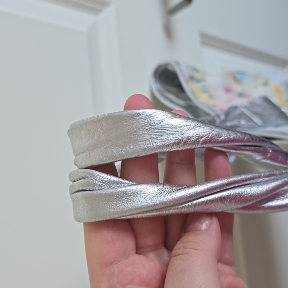 Maurizio Taiuti Leather Floral Tote Silver trim - Picture 8 of 11